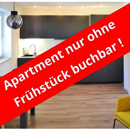 Hotel-Garni 'Zum Weinkrug' Sommerhausen Luaran gambar