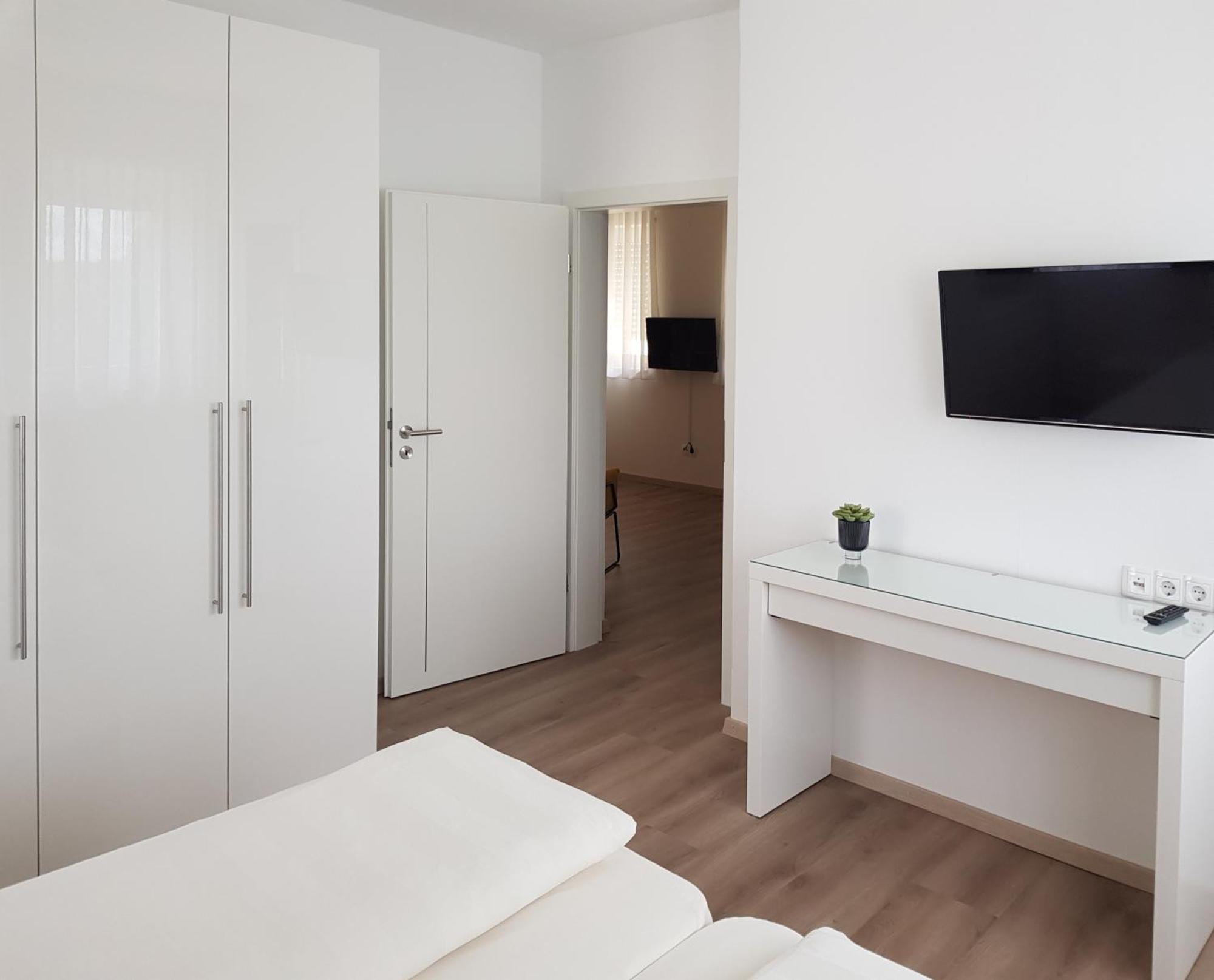 Hotel-Garni 'Zum Weinkrug' Sommerhausen Bilik gambar